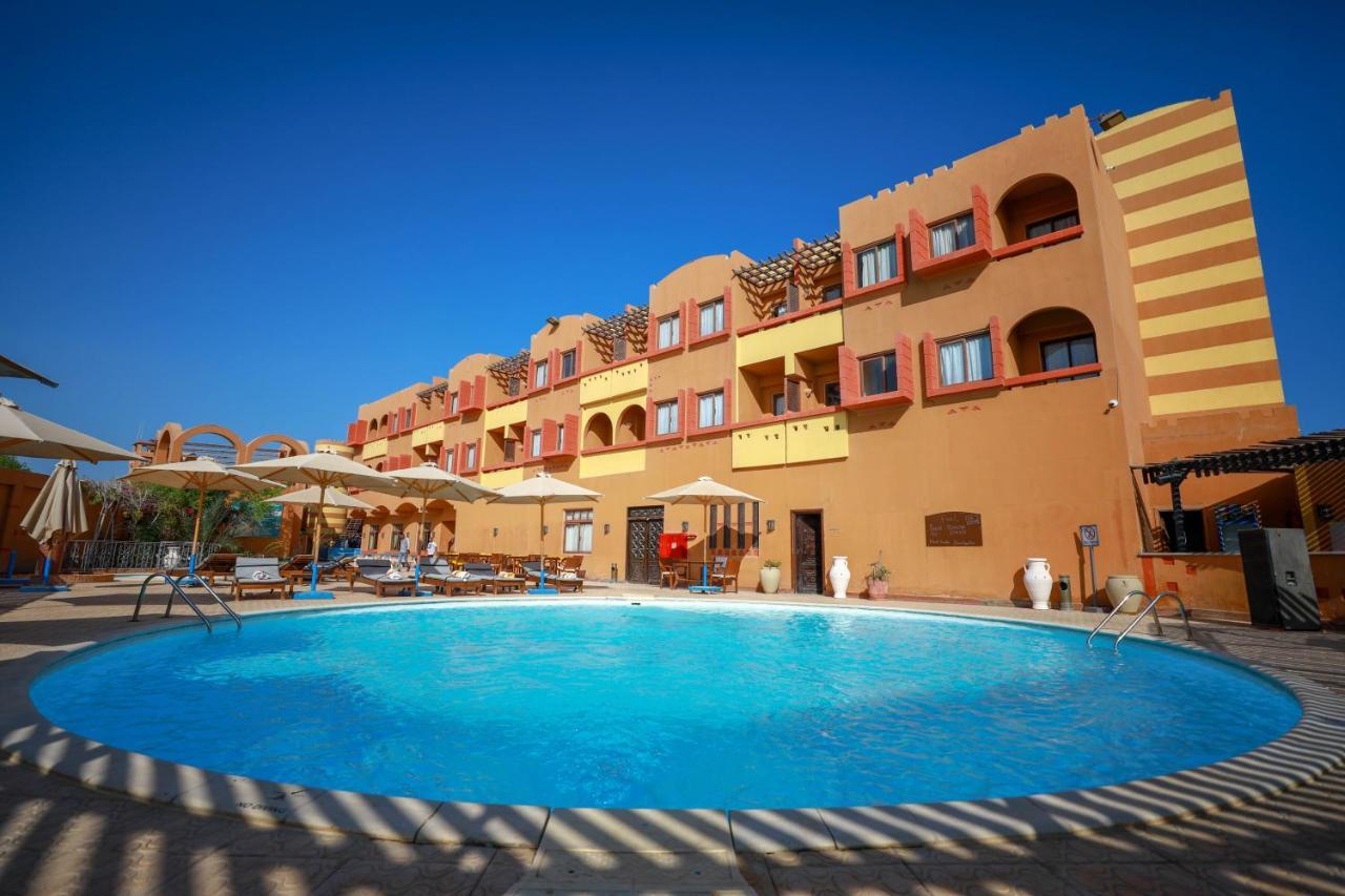 Marina View فندق
